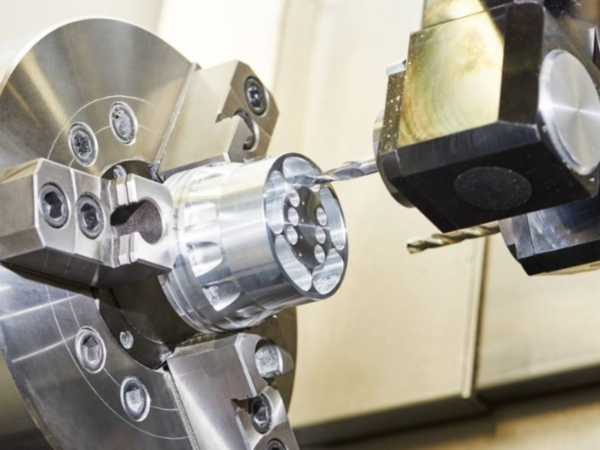 制作五金模具如何防止钻孔打滑? 制作五金模具如何防止钻孔打滑?